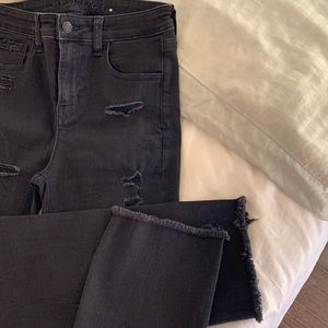 Super stretch American Eagle ripped jeans